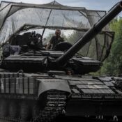 Pentagon Lifts Ban On Contractors Fixing US-Supplied Weapons In Ukraine