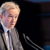 What Warren Buffett Told Bernard Arnault On Taking Retirement At 80